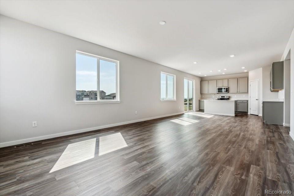 MLS Image #13 for 14378  heritage drive,mead, Colorado