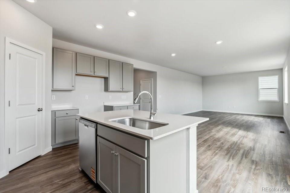 MLS Image #3 for 14378  heritage drive,mead, Colorado