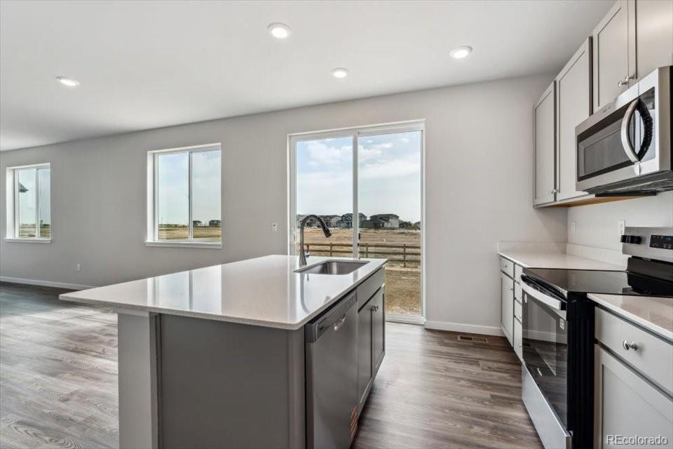MLS Image #4 for 14378  heritage drive,mead, Colorado