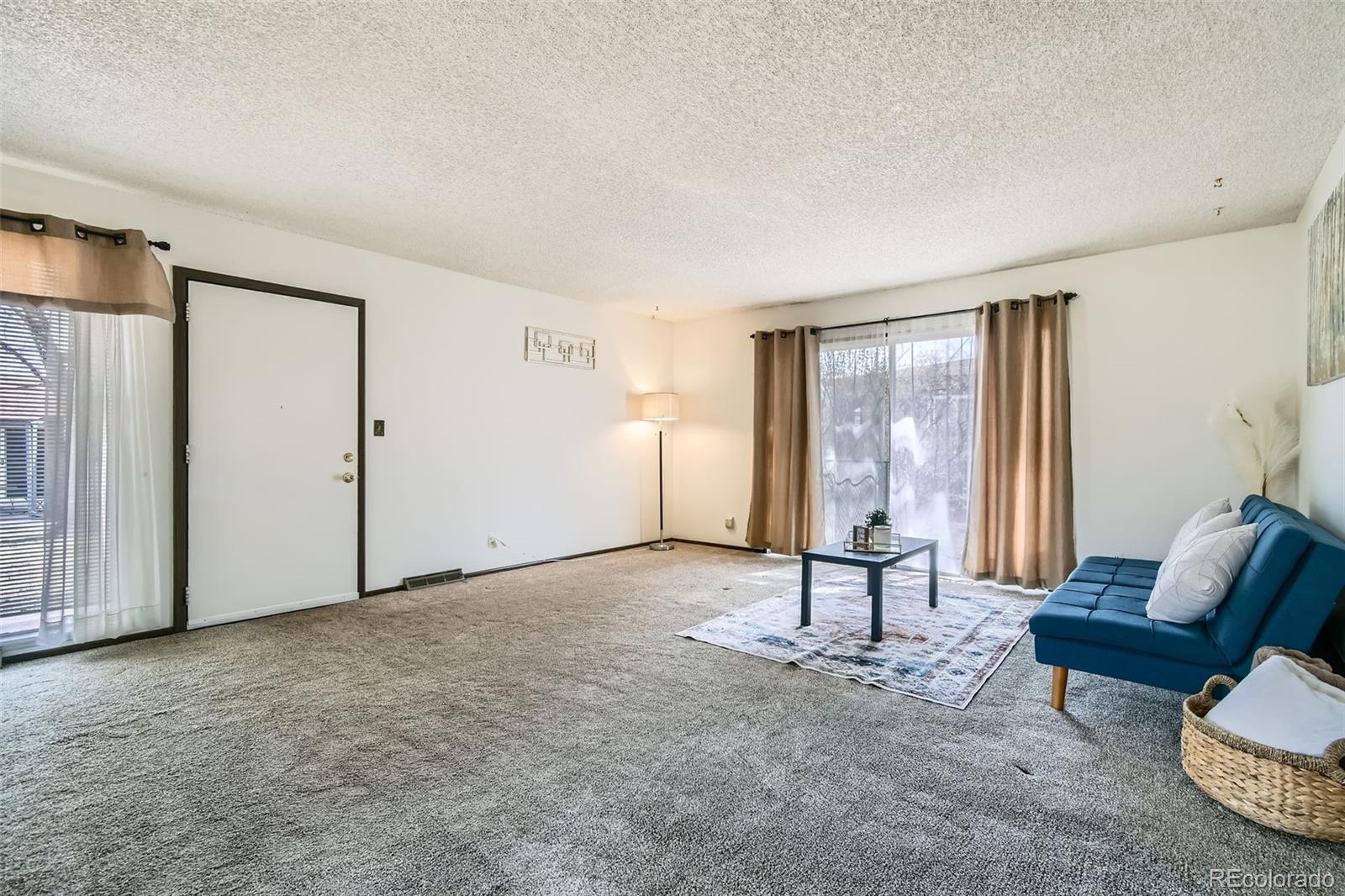 MLS Image #10 for 940  coronado parkway,denver, Colorado