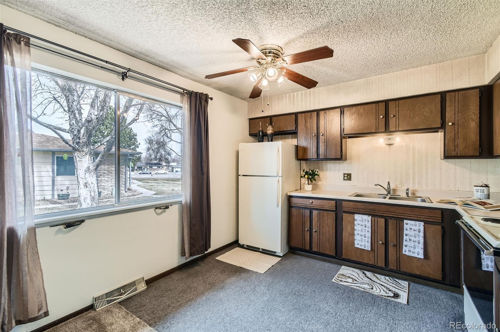 MLS Image #17 for 940  coronado parkway,denver, Colorado