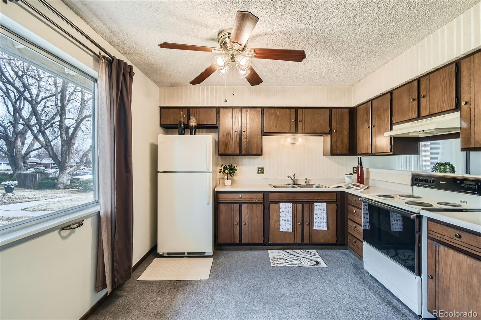 MLS Image #18 for 940  coronado parkway,denver, Colorado