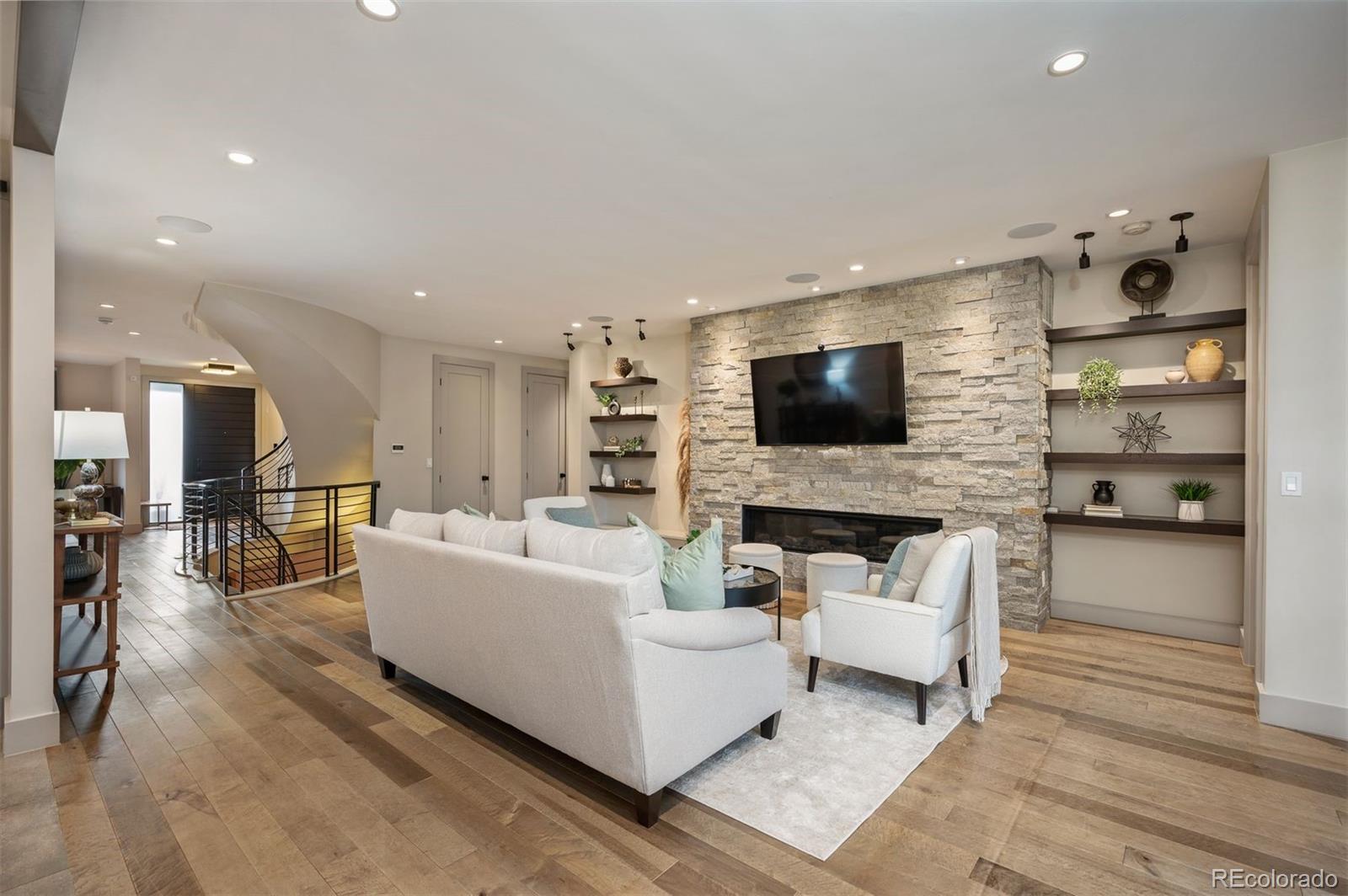 MLS Image #14 for 424  grape street,denver, Colorado
