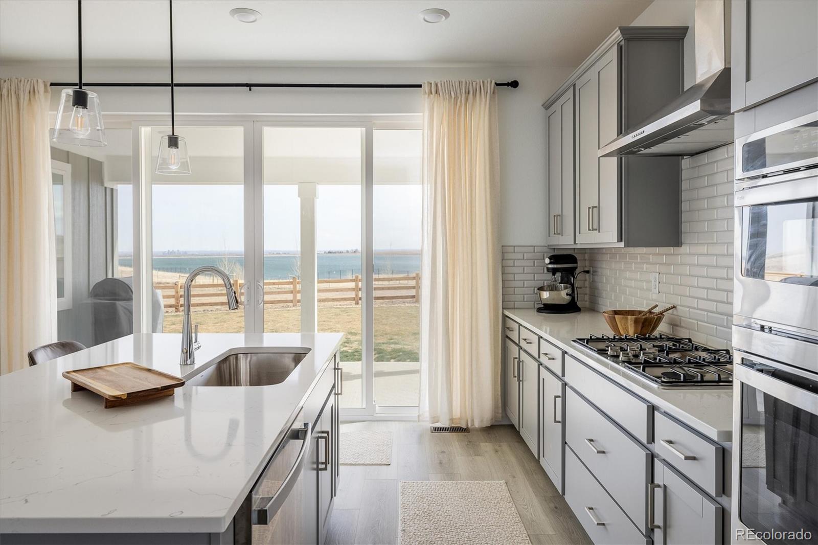MLS Image #0 for 16568 w 92nd place,arvada, Colorado