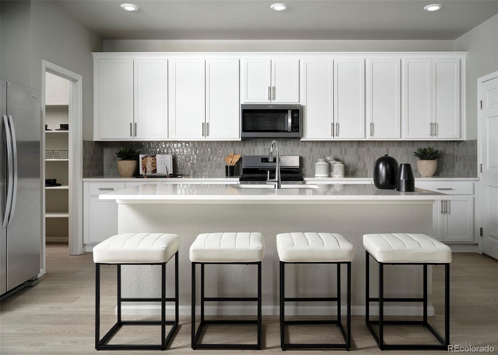 MLS Image #4 for 249 e 4th street,berthoud, Colorado