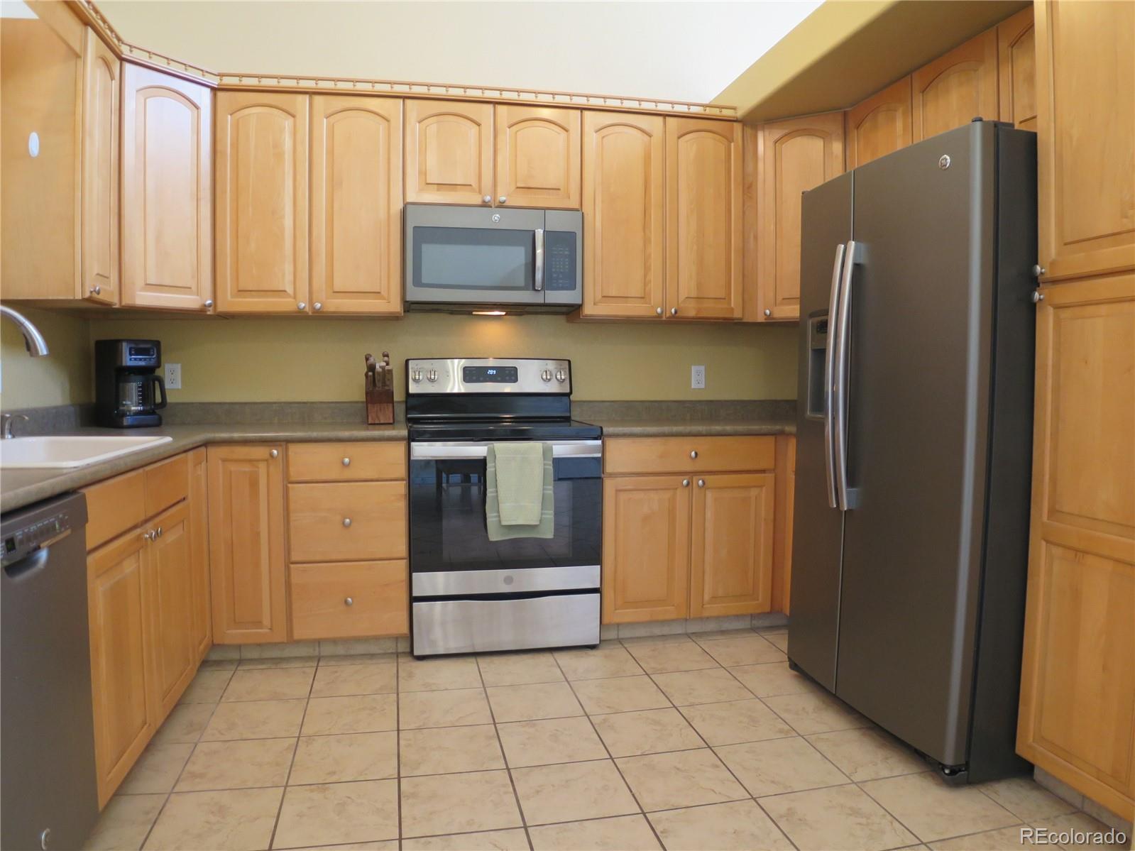 MLS Image #8 for 19421 e evans drive,aurora, Colorado