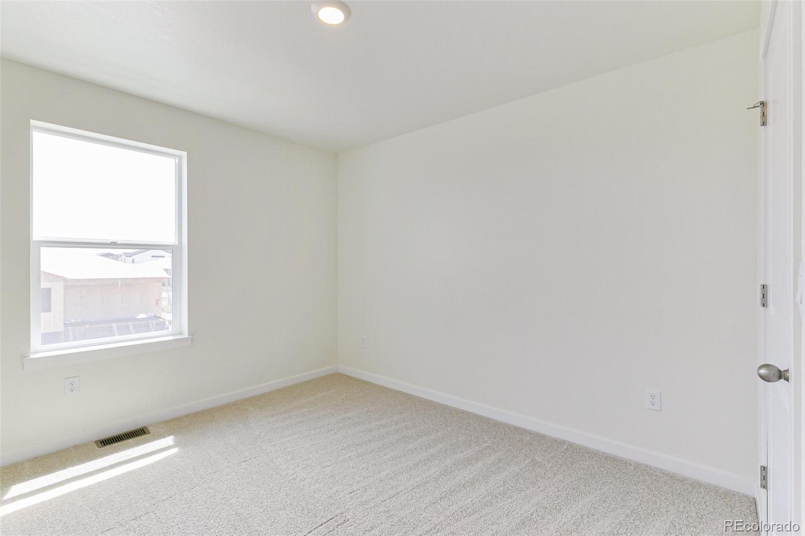 MLS Image #26 for 9886  ceylon court,commerce city, Colorado