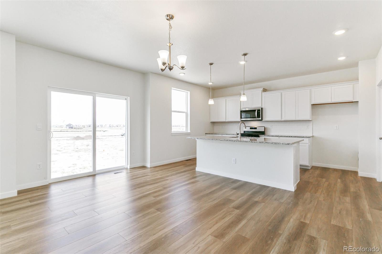 MLS Image #8 for 9886  ceylon court,commerce city, Colorado