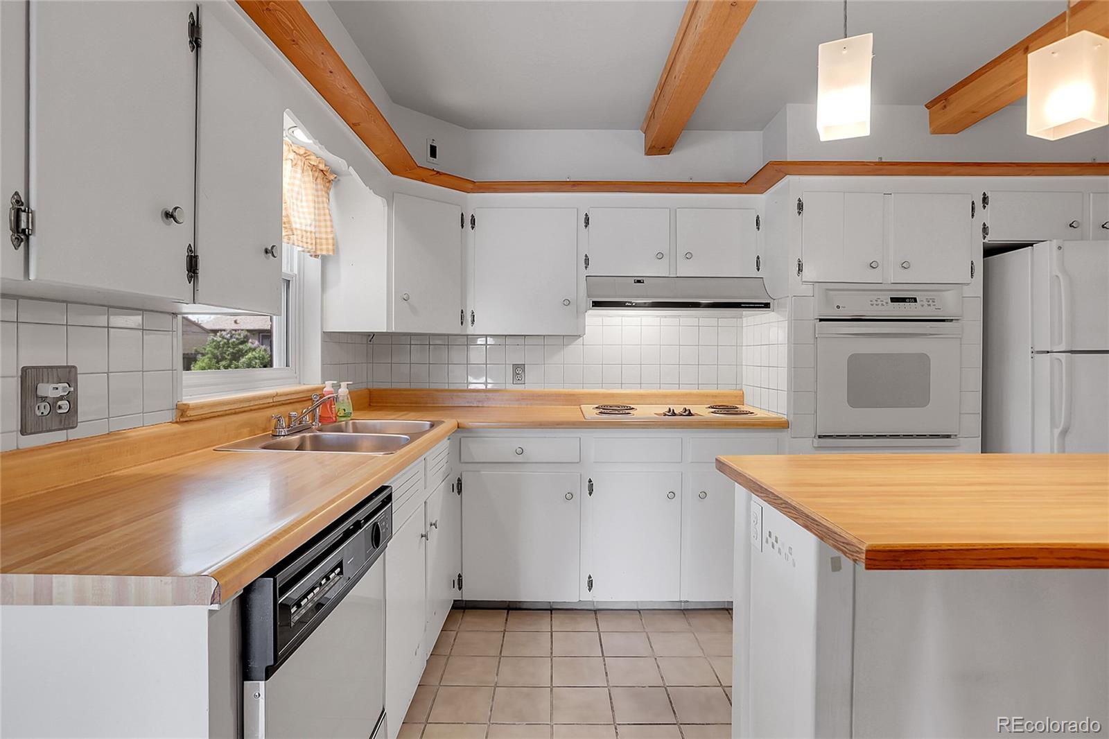 MLS Image #11 for 375  kohl street,broomfield, Colorado