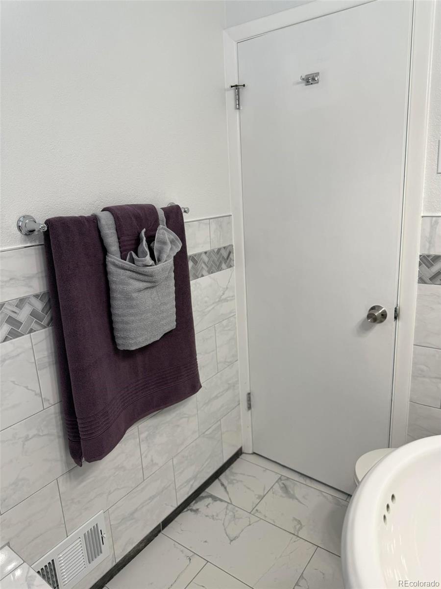 MLS Image #14 for 1125 s eaton court,lakewood, Colorado