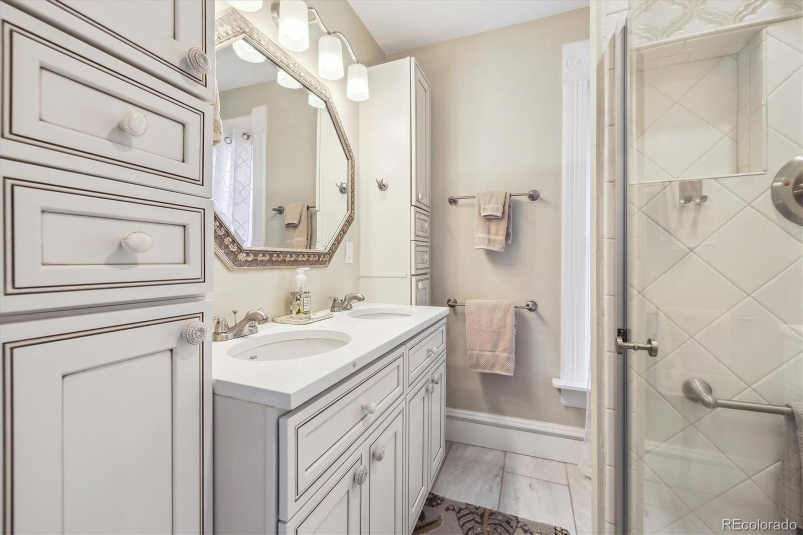 MLS Image #19 for 263 n logan street,denver, Colorado