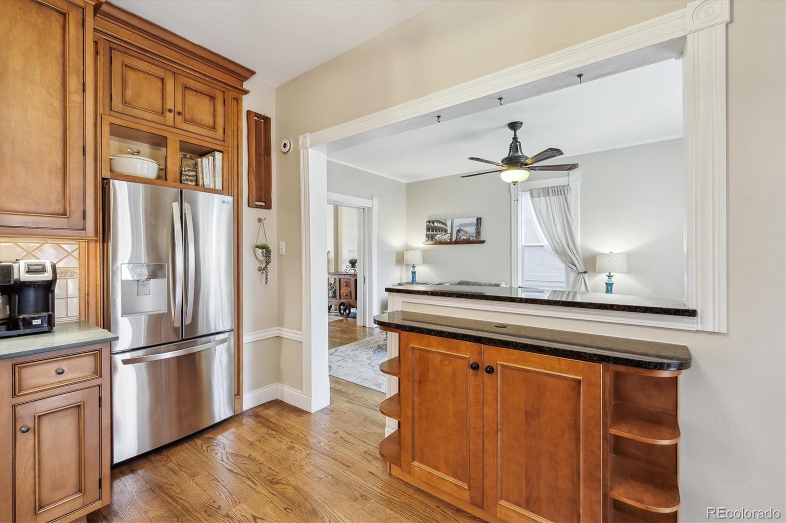 MLS Image #8 for 263 n logan street,denver, Colorado