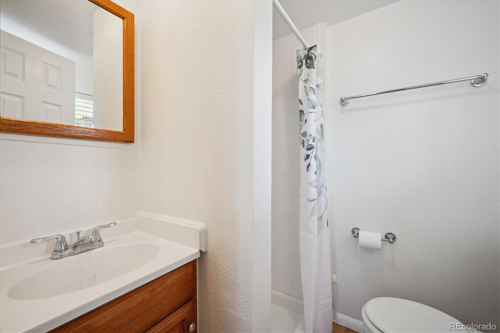 MLS Image #11 for 5549 s greenwood street,littleton, Colorado