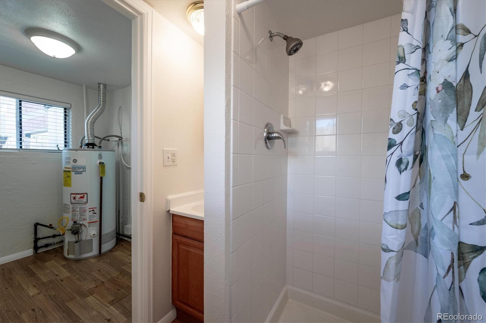 MLS Image #12 for 5549 s greenwood street,littleton, Colorado