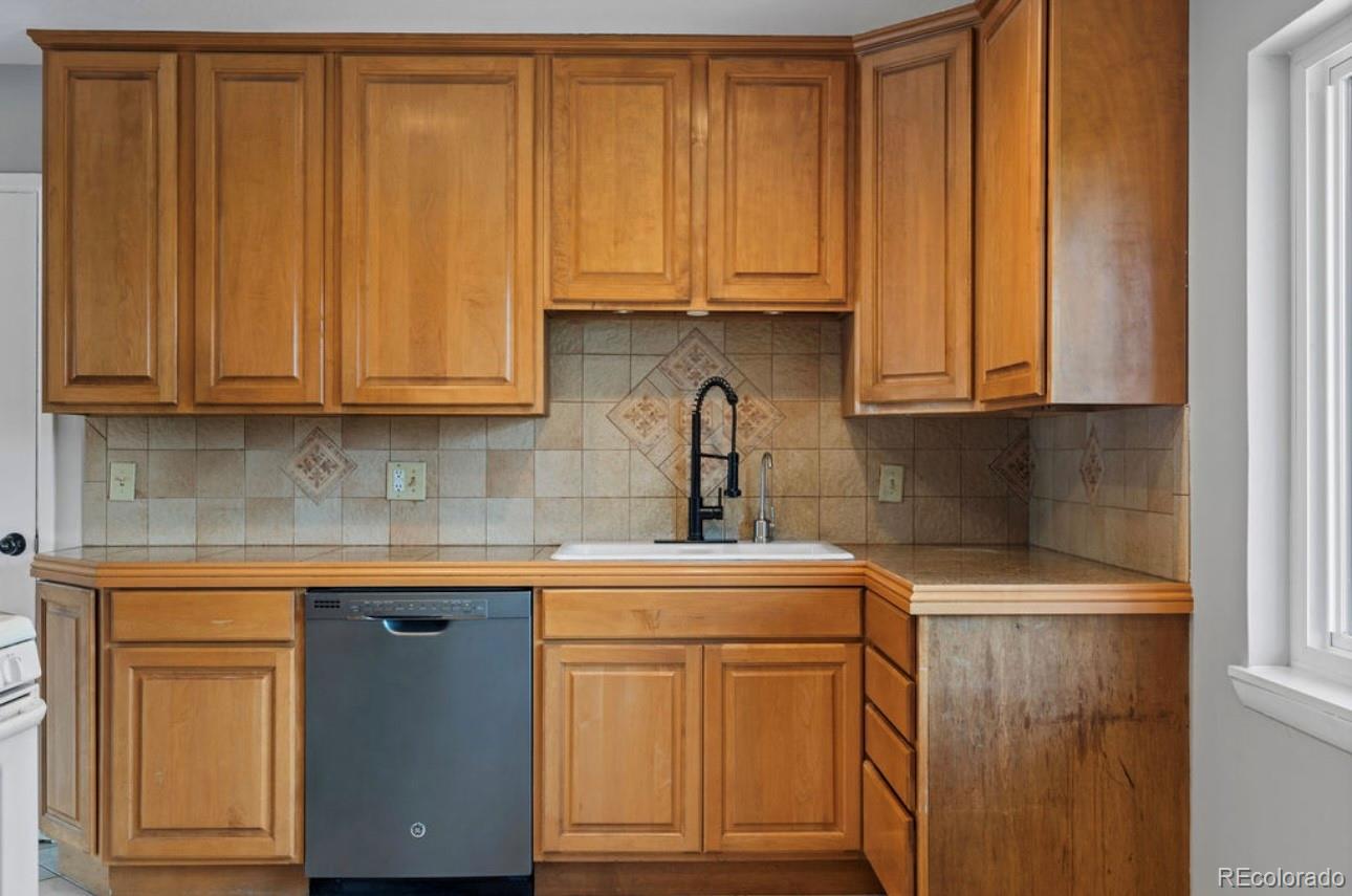MLS Image #6 for 4102 w eastman avenue,denver, Colorado