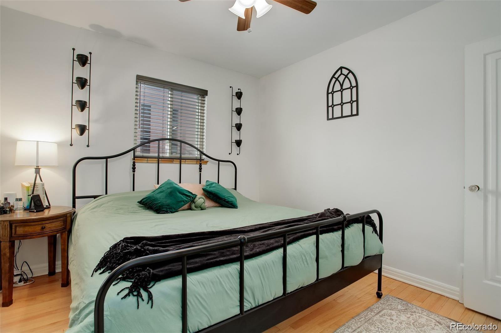 MLS Image #12 for 950  jasmine street,denver, Colorado