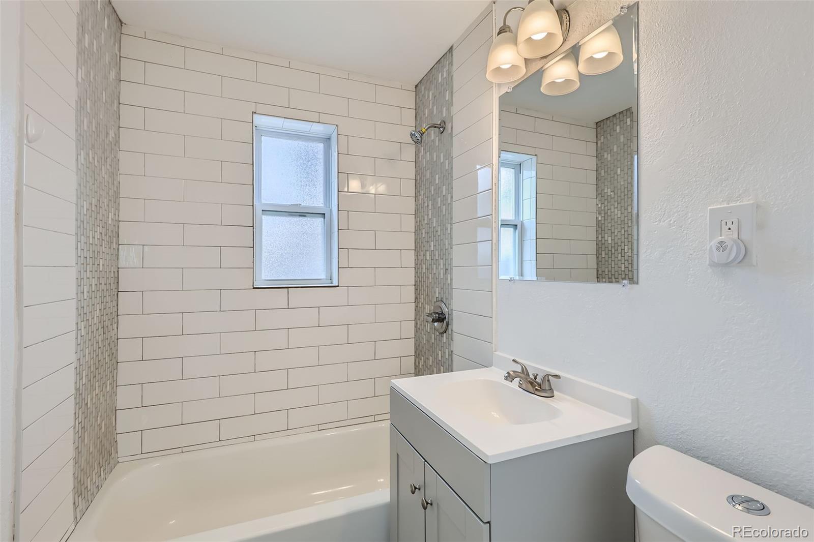MLS Image #6 for 1533  xenia street,denver, Colorado