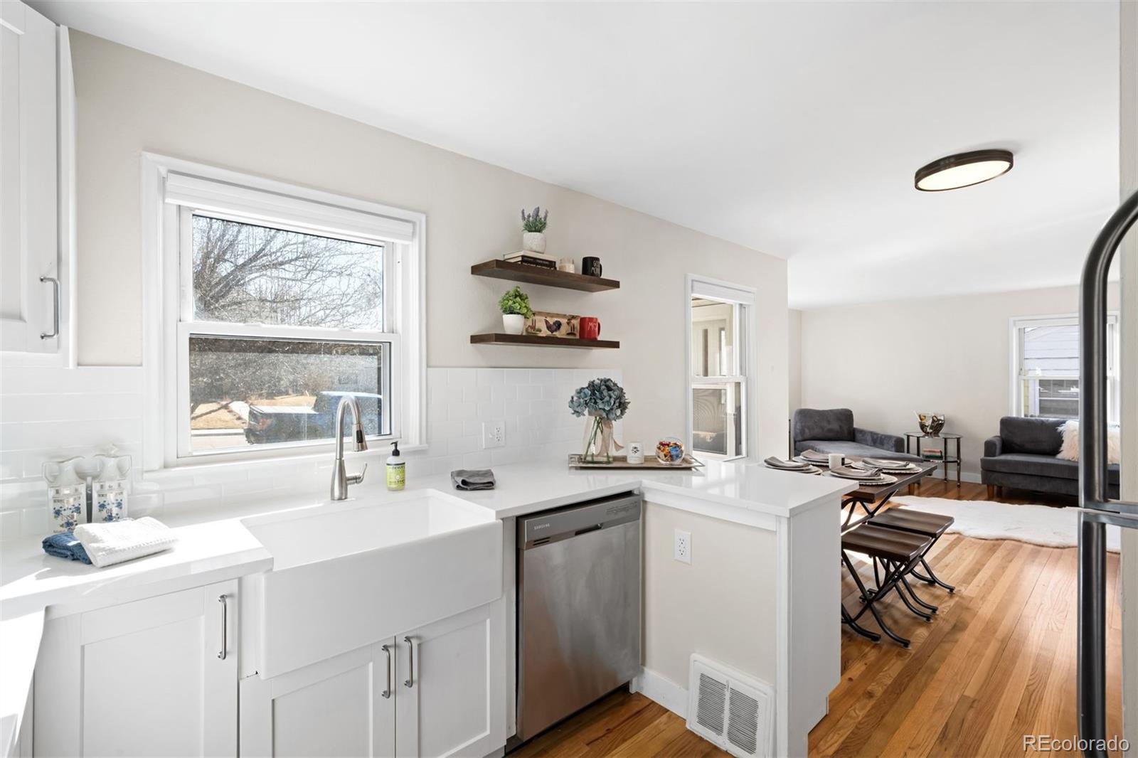 MLS Image #9 for 1615 s elizabeth street,denver, Colorado