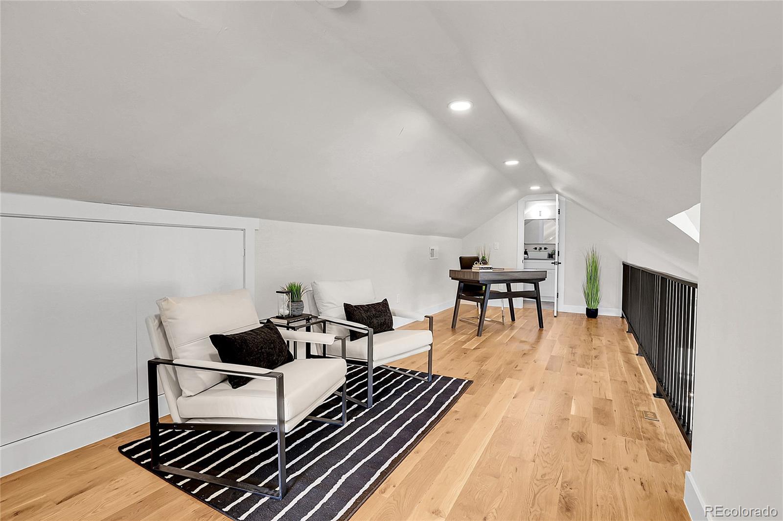 MLS Image #16 for 2827  bellaire street,denver, Colorado