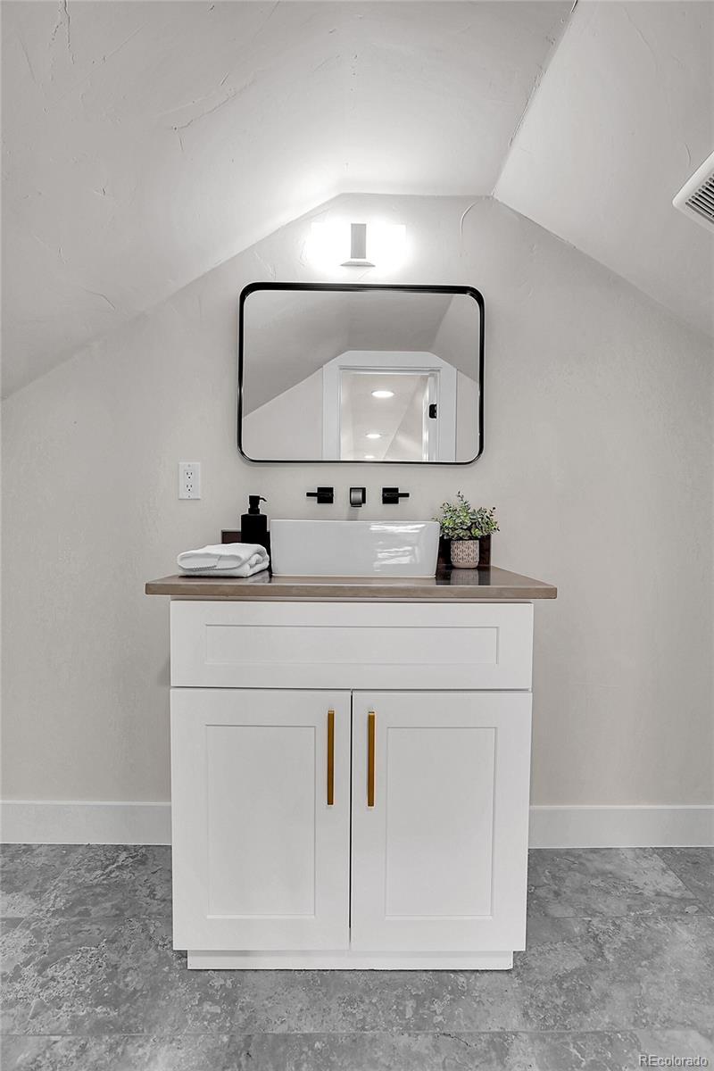MLS Image #17 for 2827  bellaire street,denver, Colorado