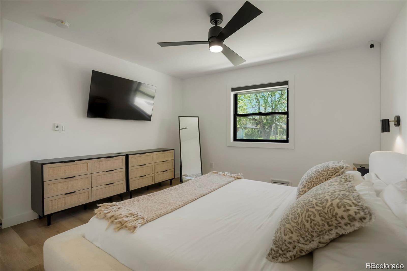 MLS Image #18 for 4895 e arizona avenue,denver, Colorado