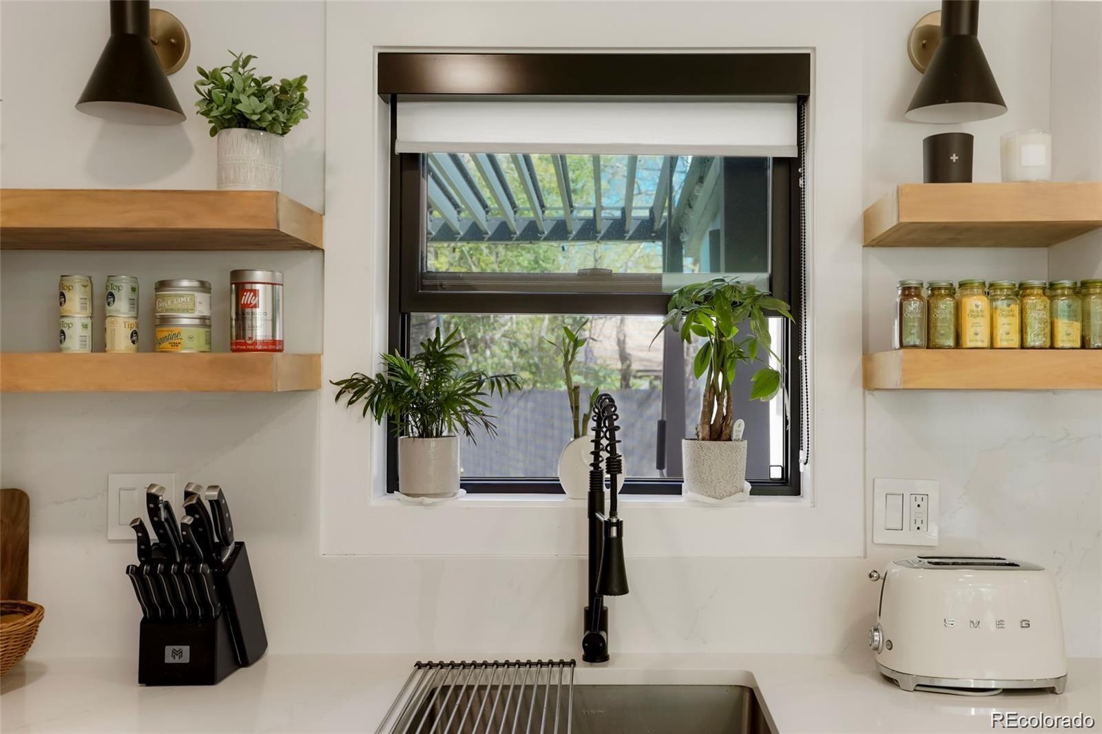 MLS Image #8 for 4895 e arizona avenue,denver, Colorado