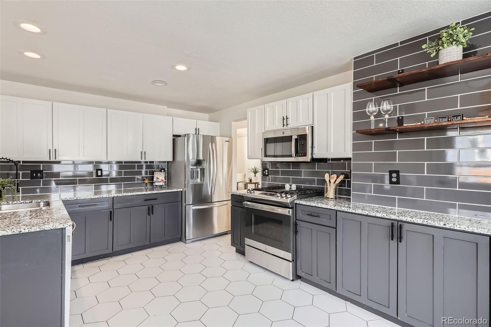 MLS Image #4 for 23709  glenmoor drive,parker, Colorado