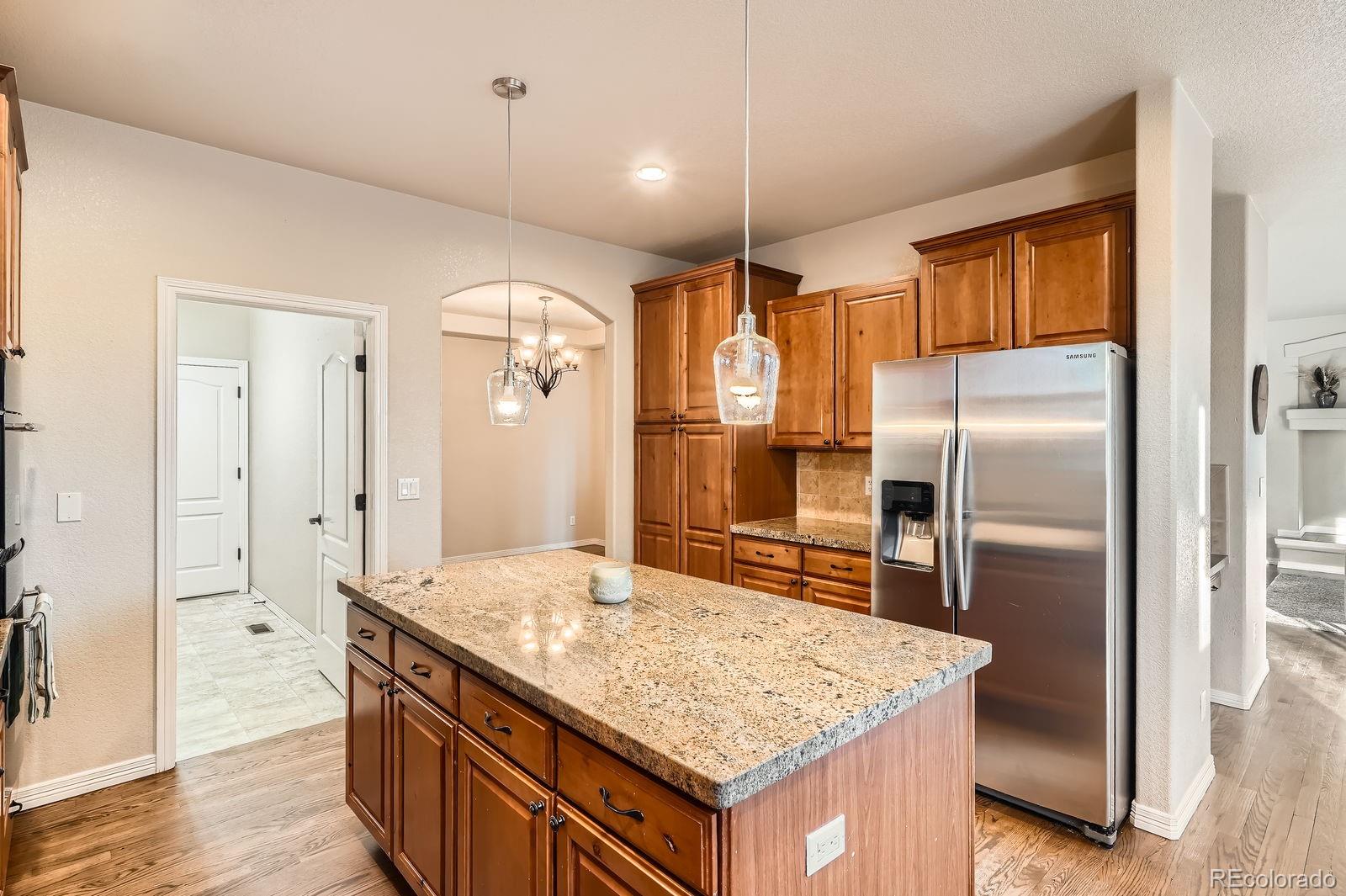 MLS Image #10 for 1710 s poplar street,denver, Colorado