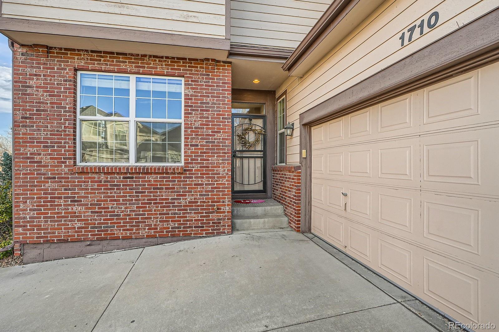 MLS Image #2 for 1710 s poplar street,denver, Colorado