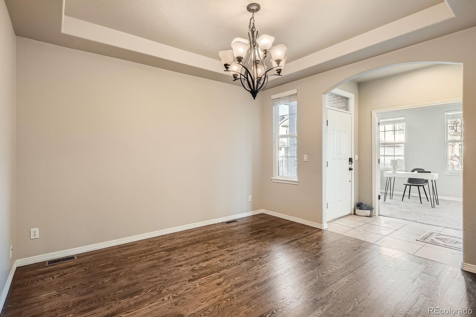 MLS Image #5 for 1710 s poplar street,denver, Colorado