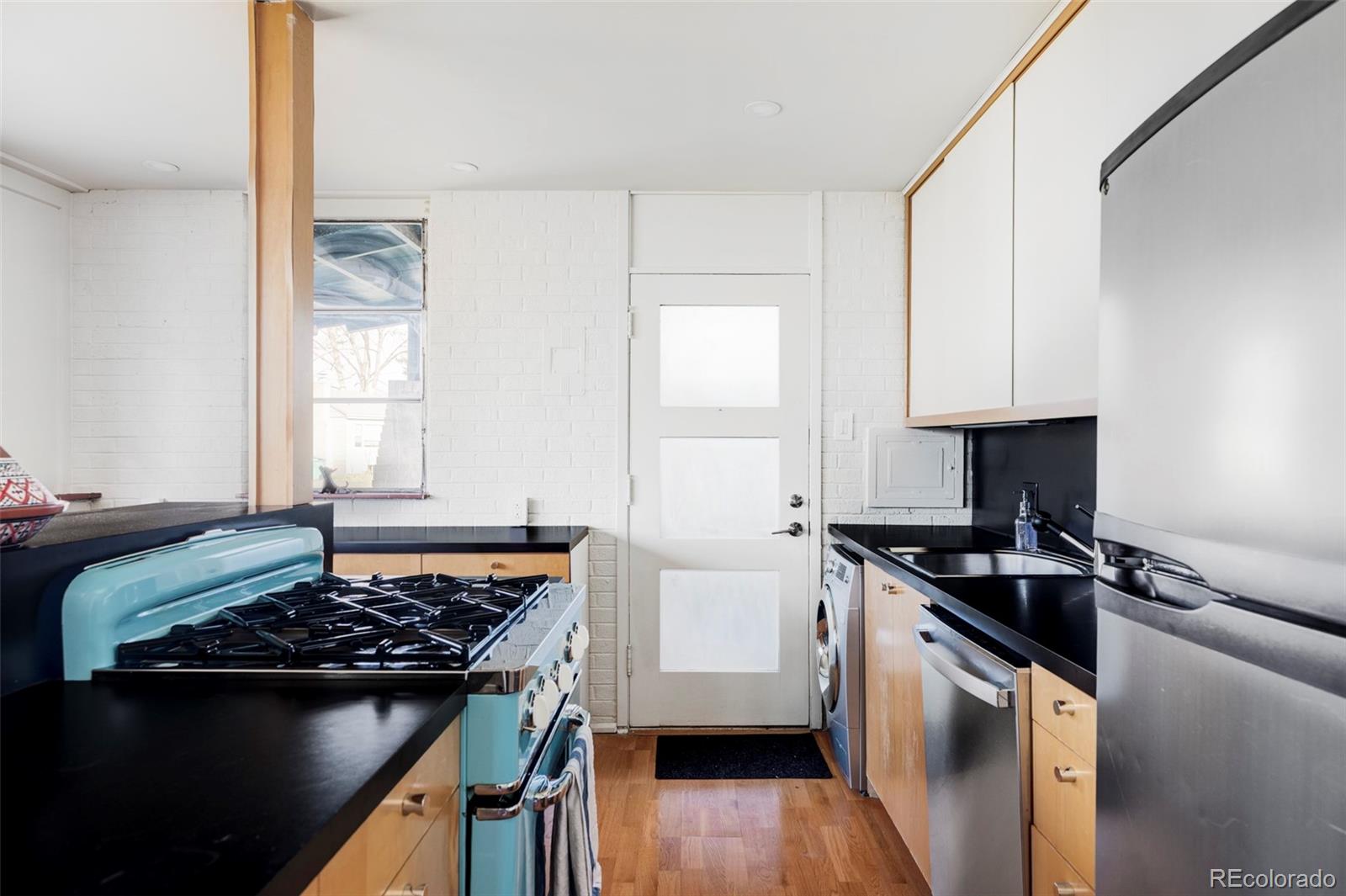 MLS Image #11 for 3050 s marion street,englewood, Colorado