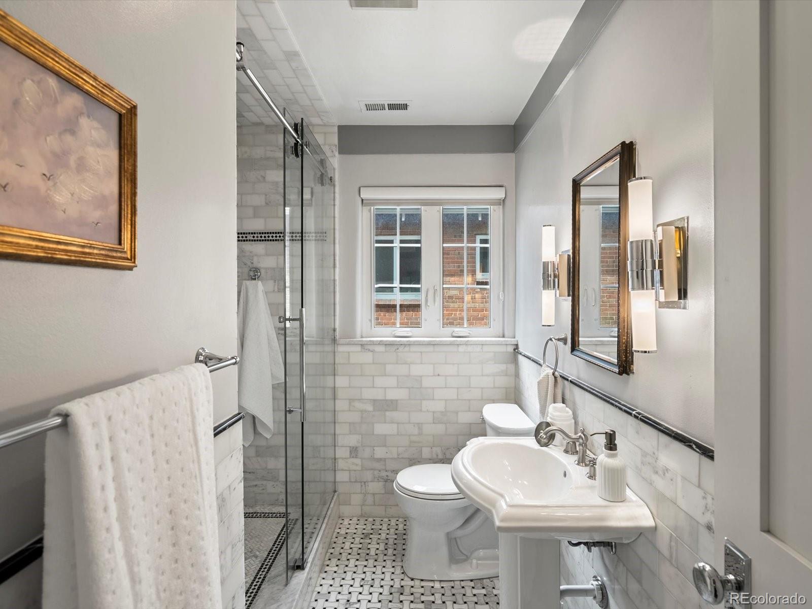 MLS Image #12 for 405 s university boulevard,denver, Colorado