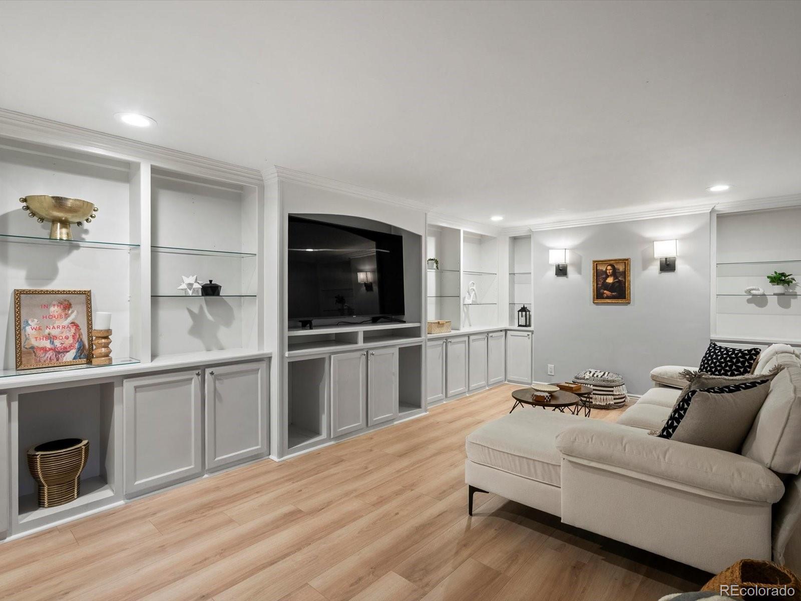 MLS Image #15 for 405 s university boulevard,denver, Colorado