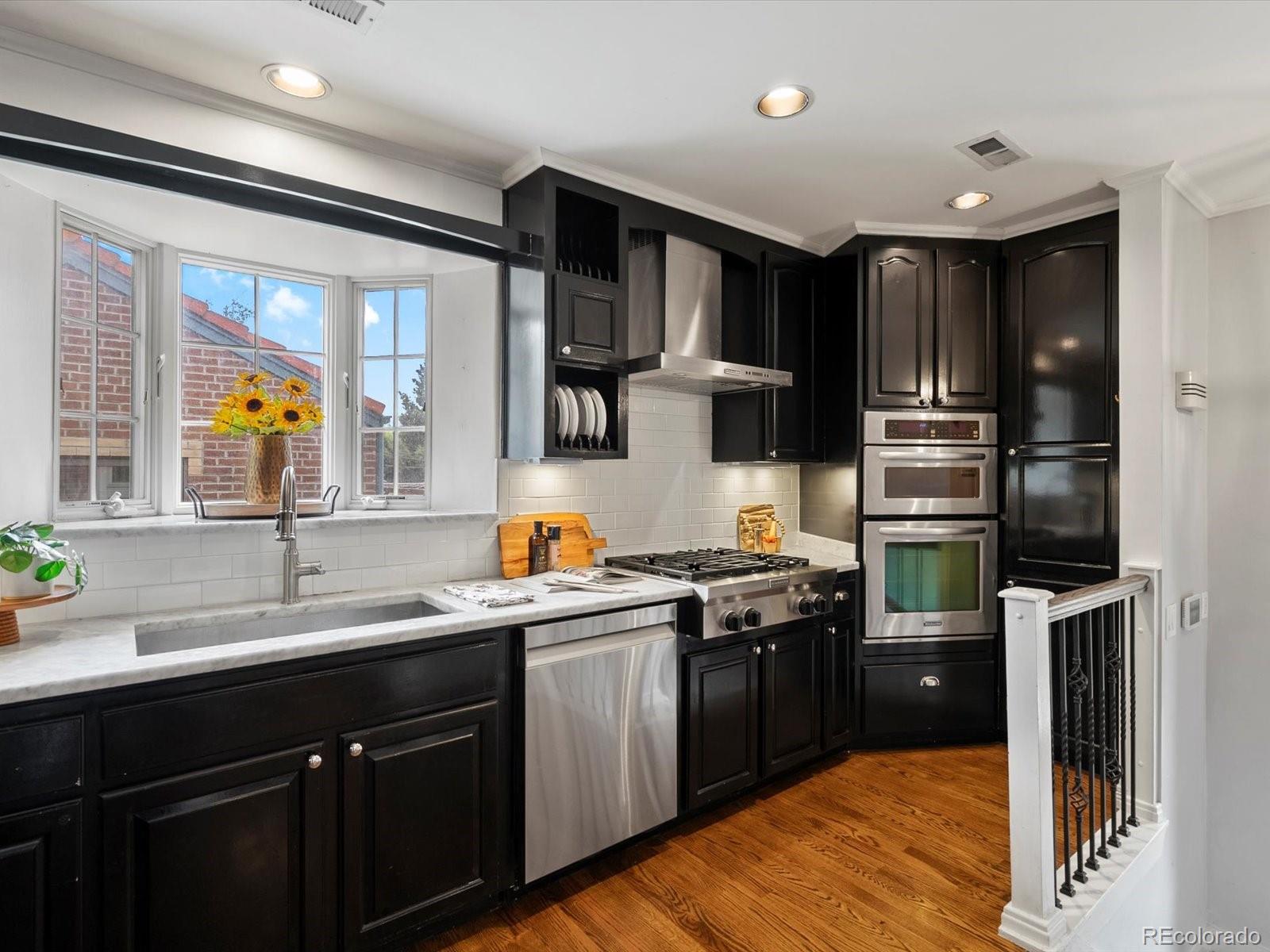 MLS Image #6 for 405 s university boulevard,denver, Colorado