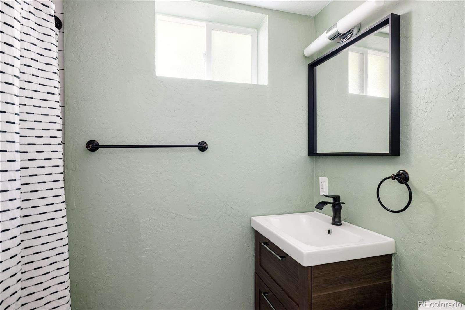 MLS Image #15 for 2995 n cherry street,denver, Colorado