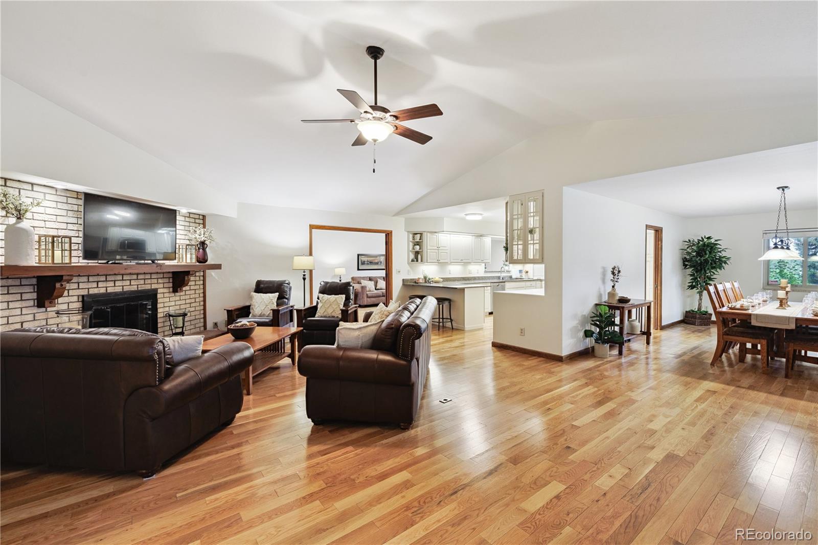 MLS Image #1 for 3298 s krameria street,denver, Colorado