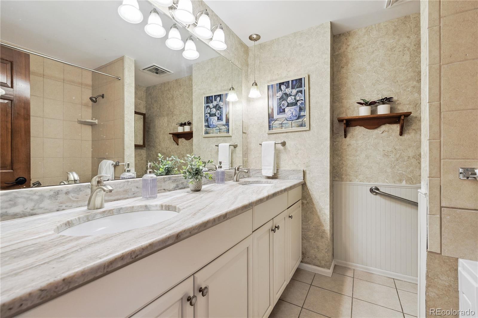 MLS Image #27 for 3298 s krameria street,denver, Colorado