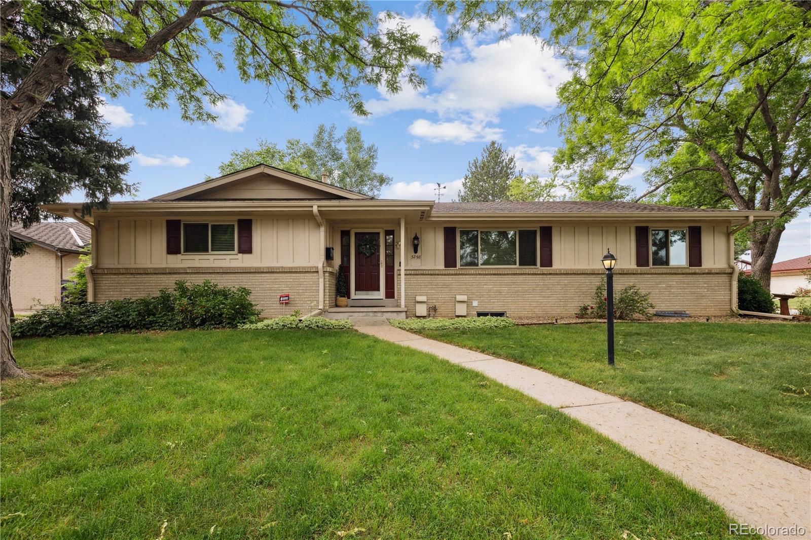 MLS Image #3 for 3298 s krameria street,denver, Colorado