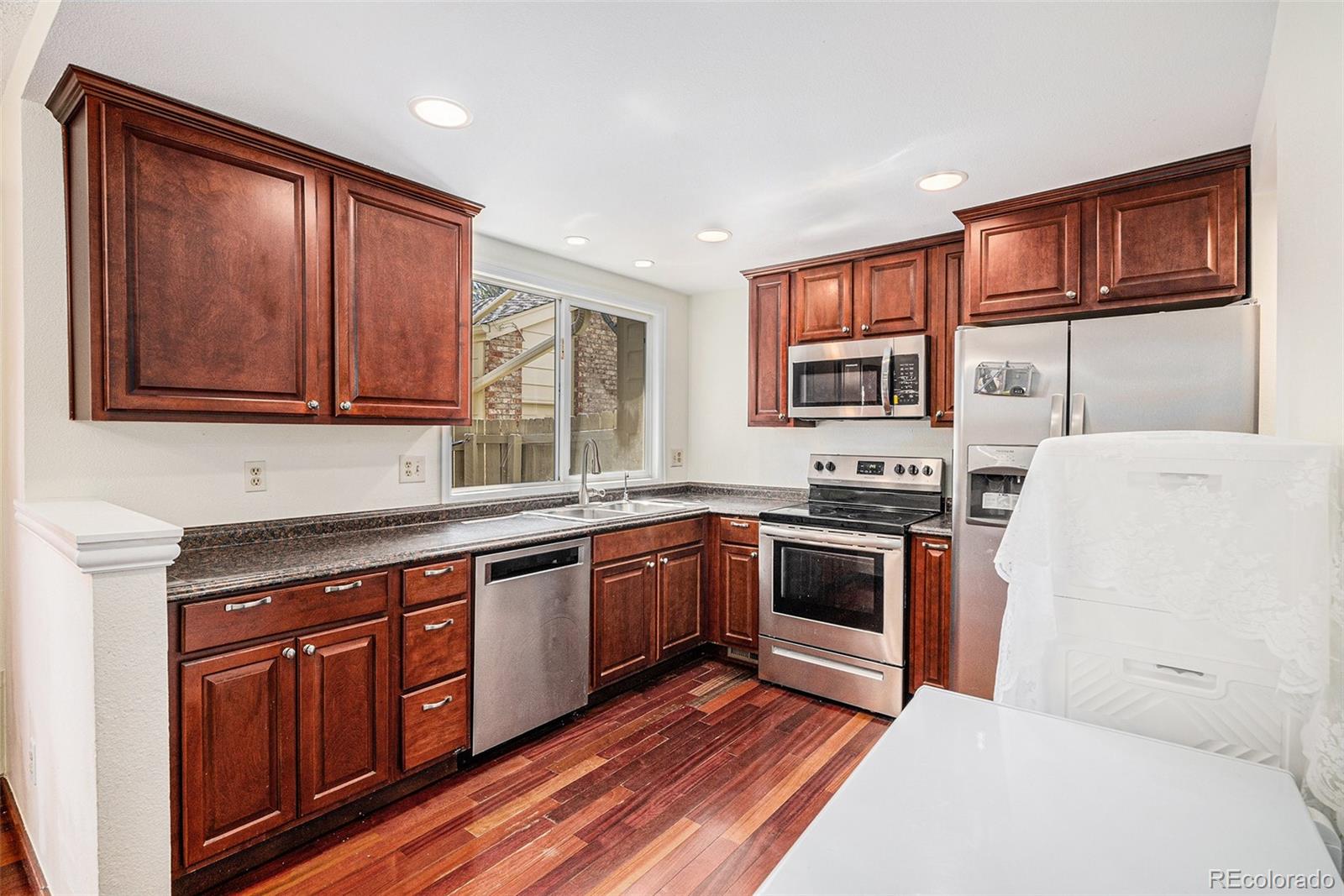 MLS Image #6 for 7580 s cove circle,centennial, Colorado
