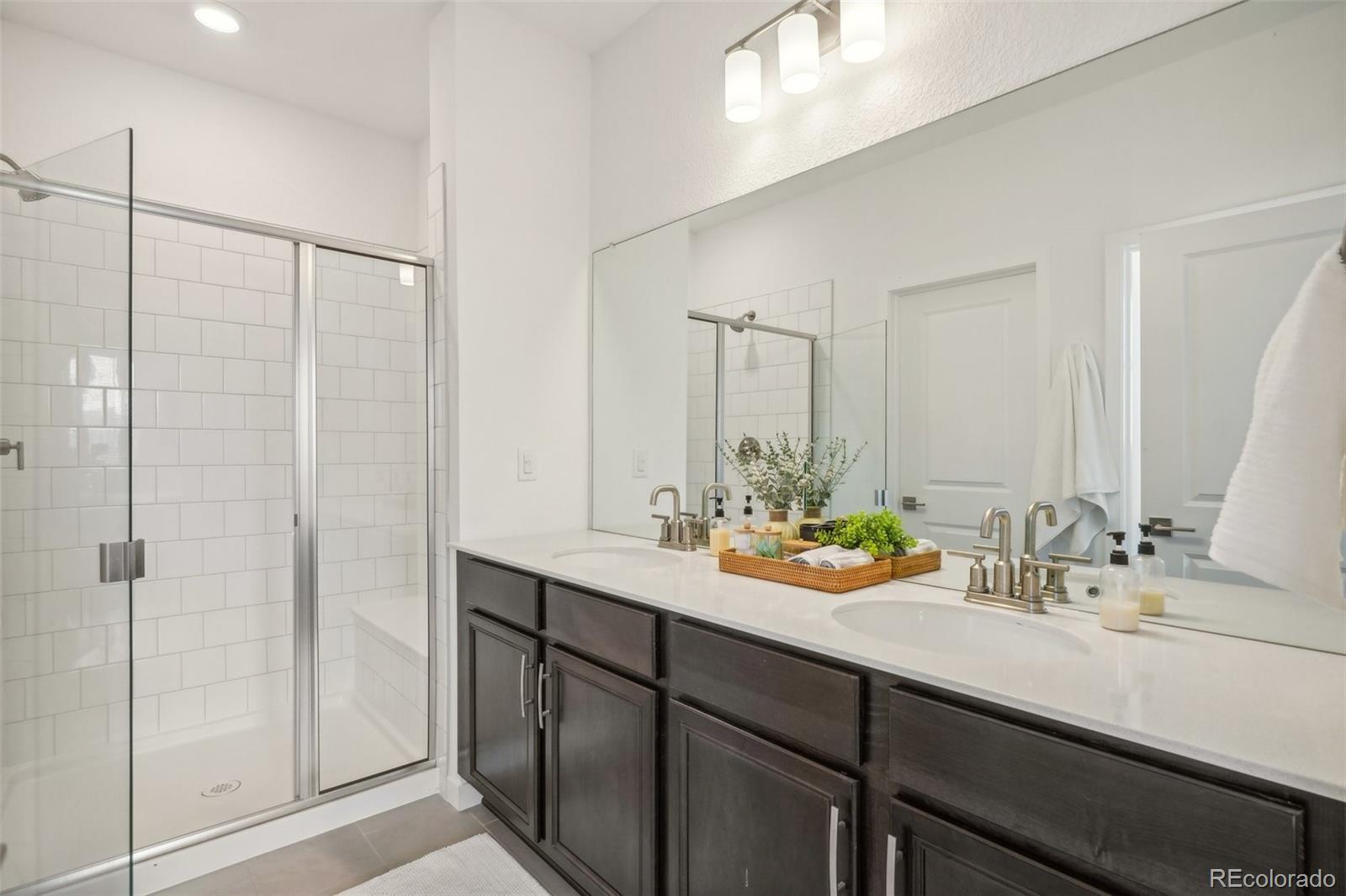 MLS Image #10 for 27593 e 1st place,aurora, Colorado