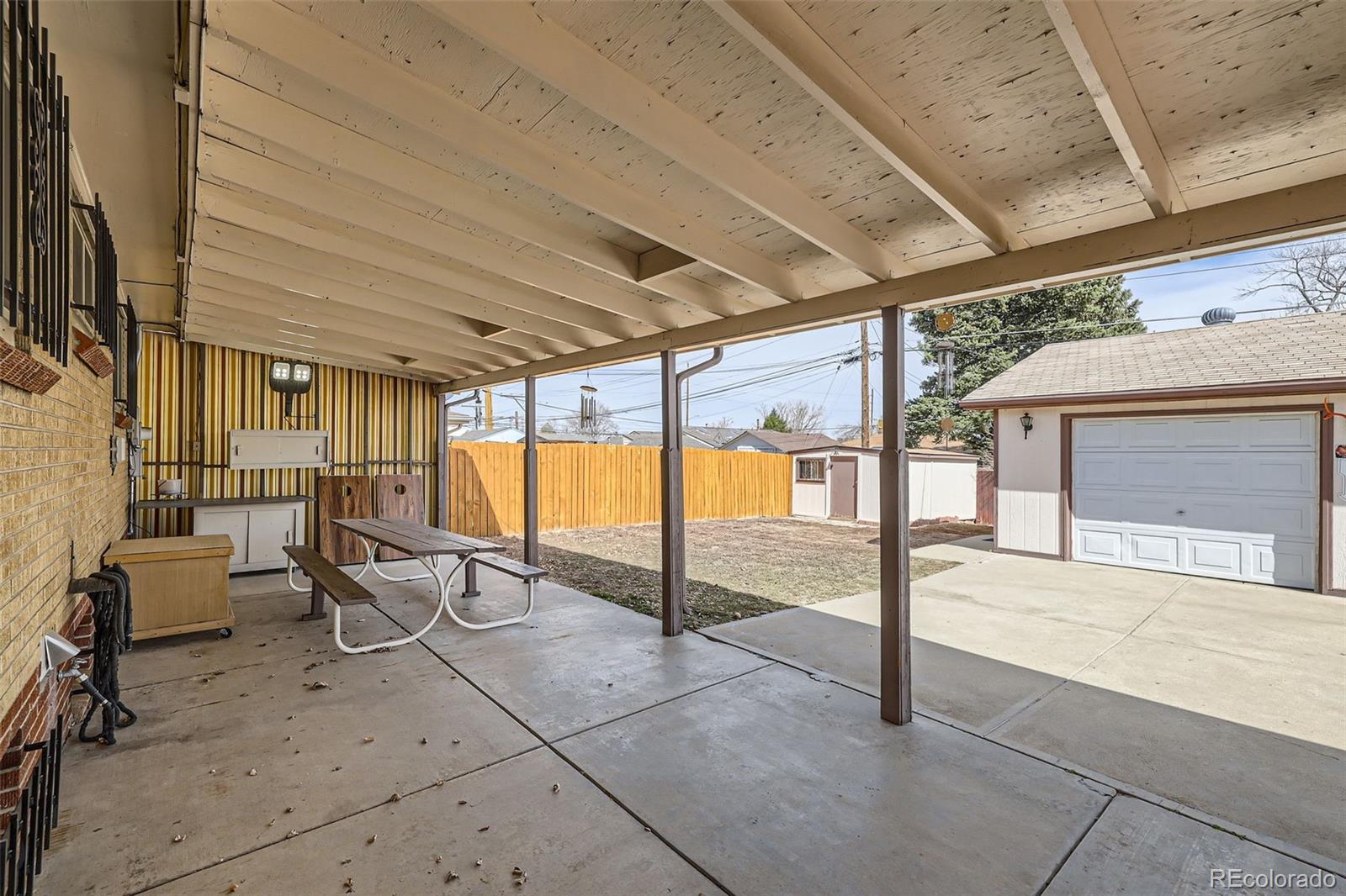MLS Image #23 for 1328 s zuni street,denver, Colorado