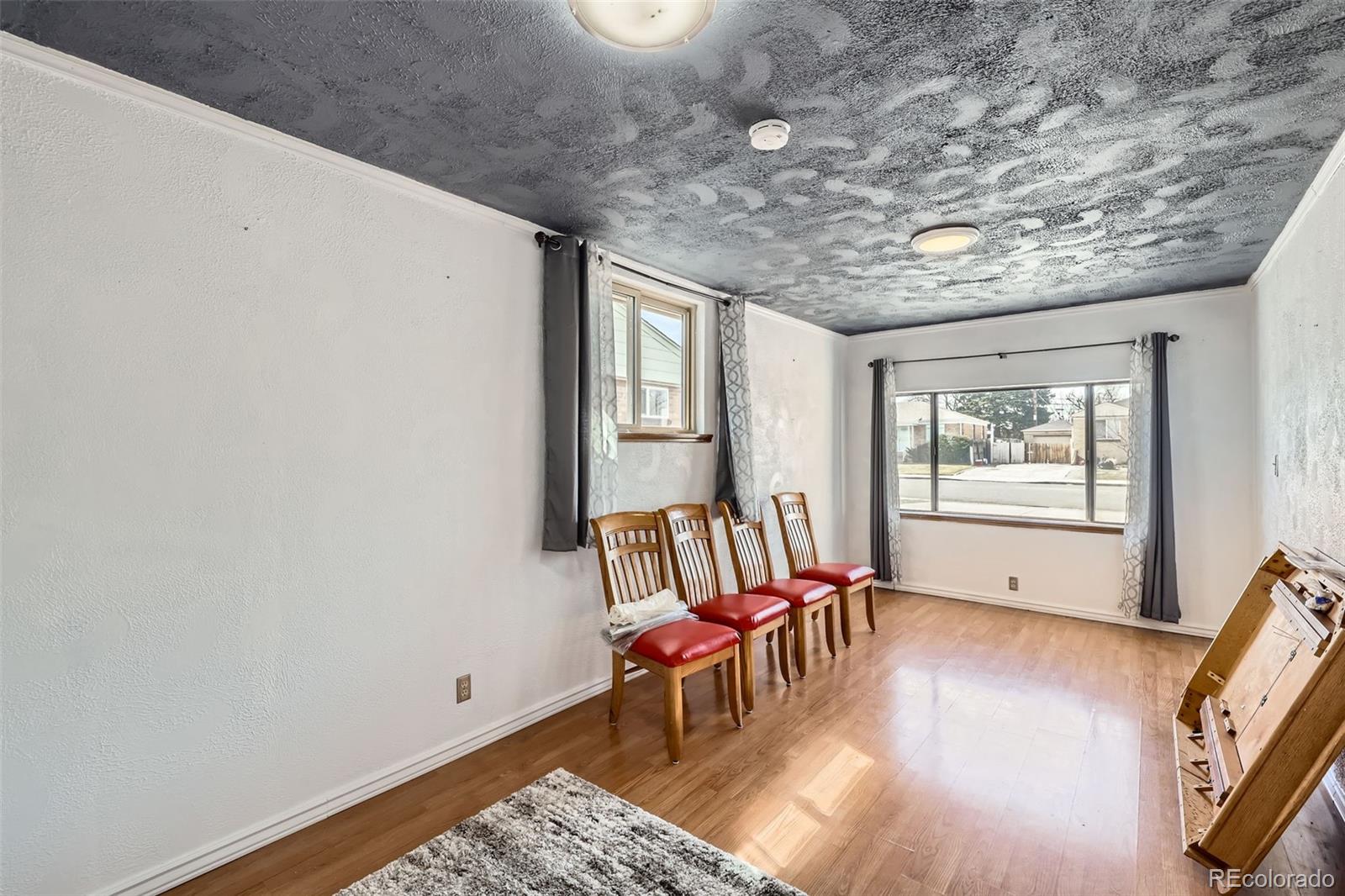 MLS Image #6 for 1328 s zuni street,denver, Colorado