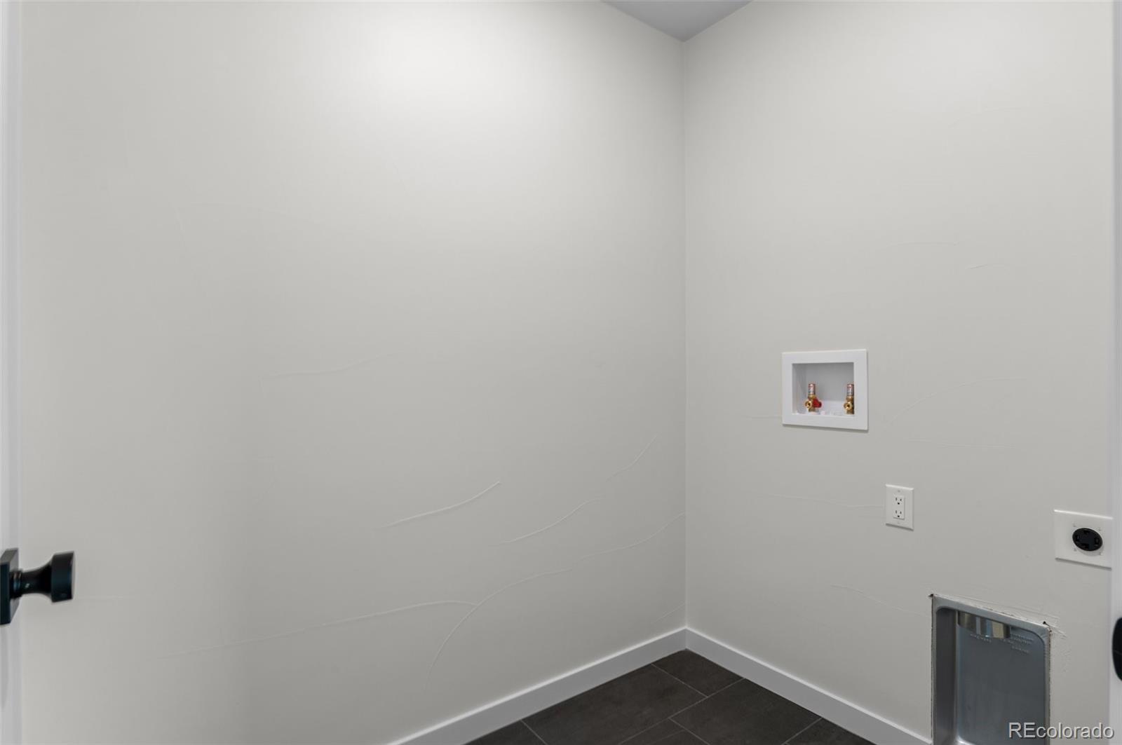 MLS Image #34 for 2538 s acoma street,denver, Colorado