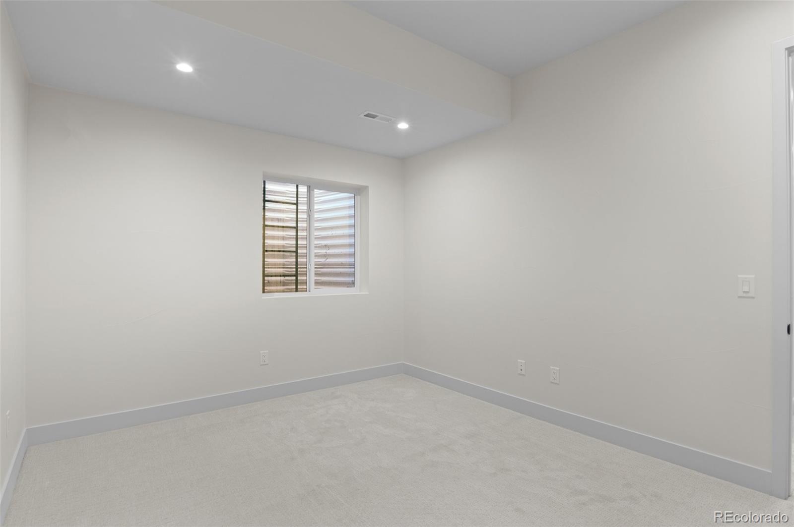 MLS Image #44 for 2538 s acoma street,denver, Colorado