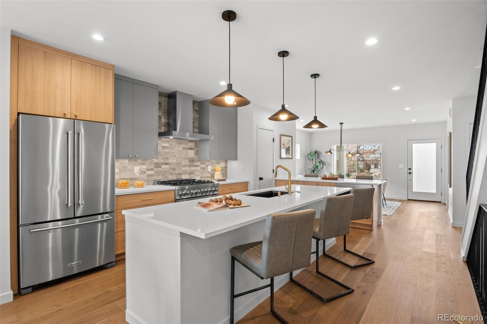 MLS Image #8 for 2538 s acoma street,denver, Colorado
