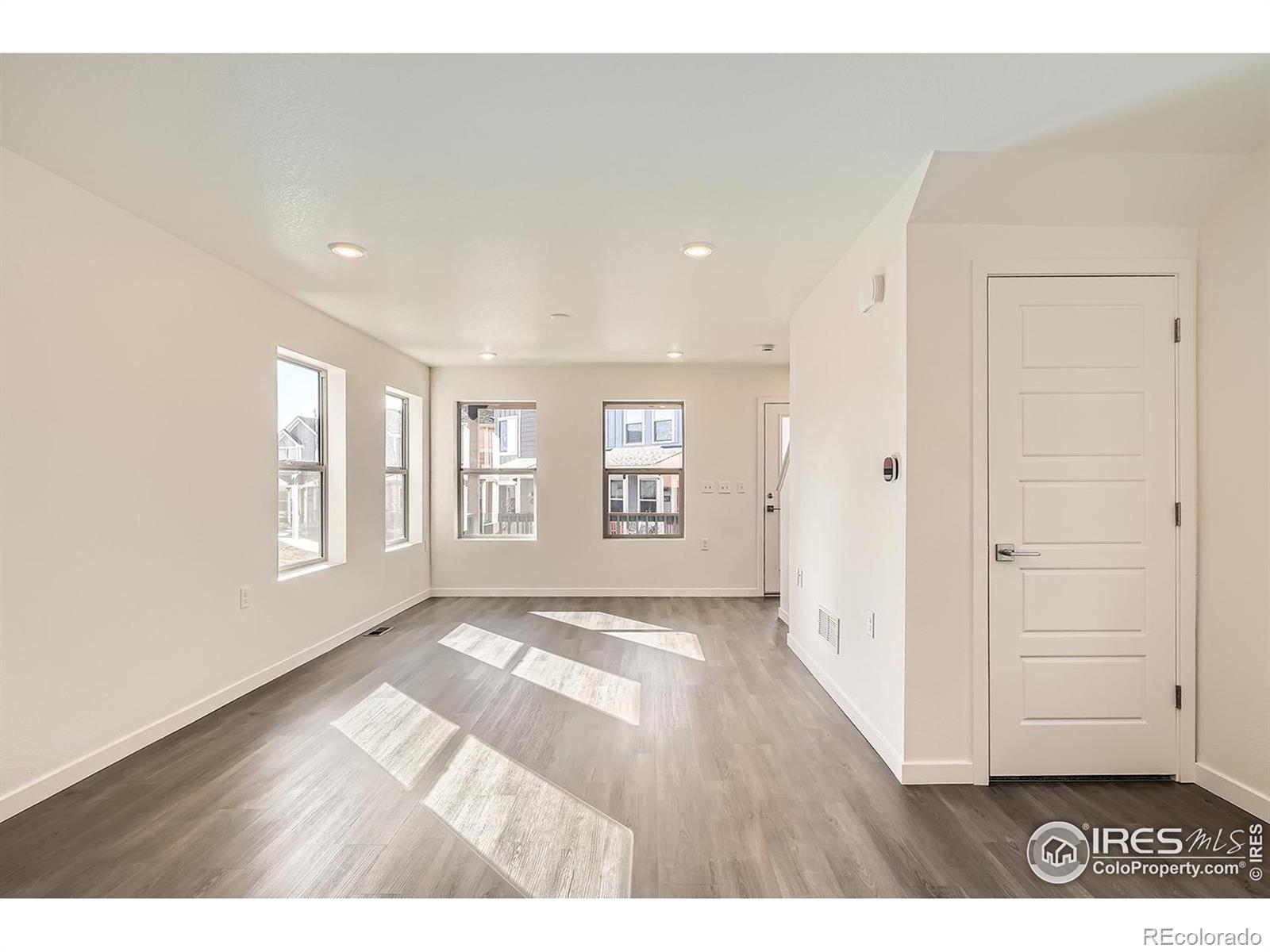 MLS Image #21 for 10331 e 62nd place,denver, Colorado