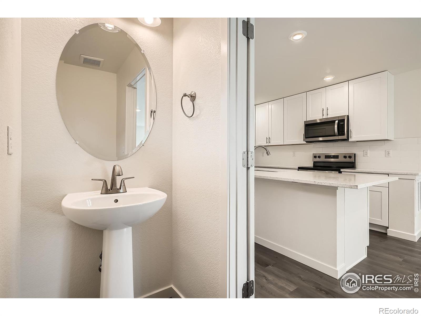 MLS Image #22 for 10331 e 62nd place,denver, Colorado