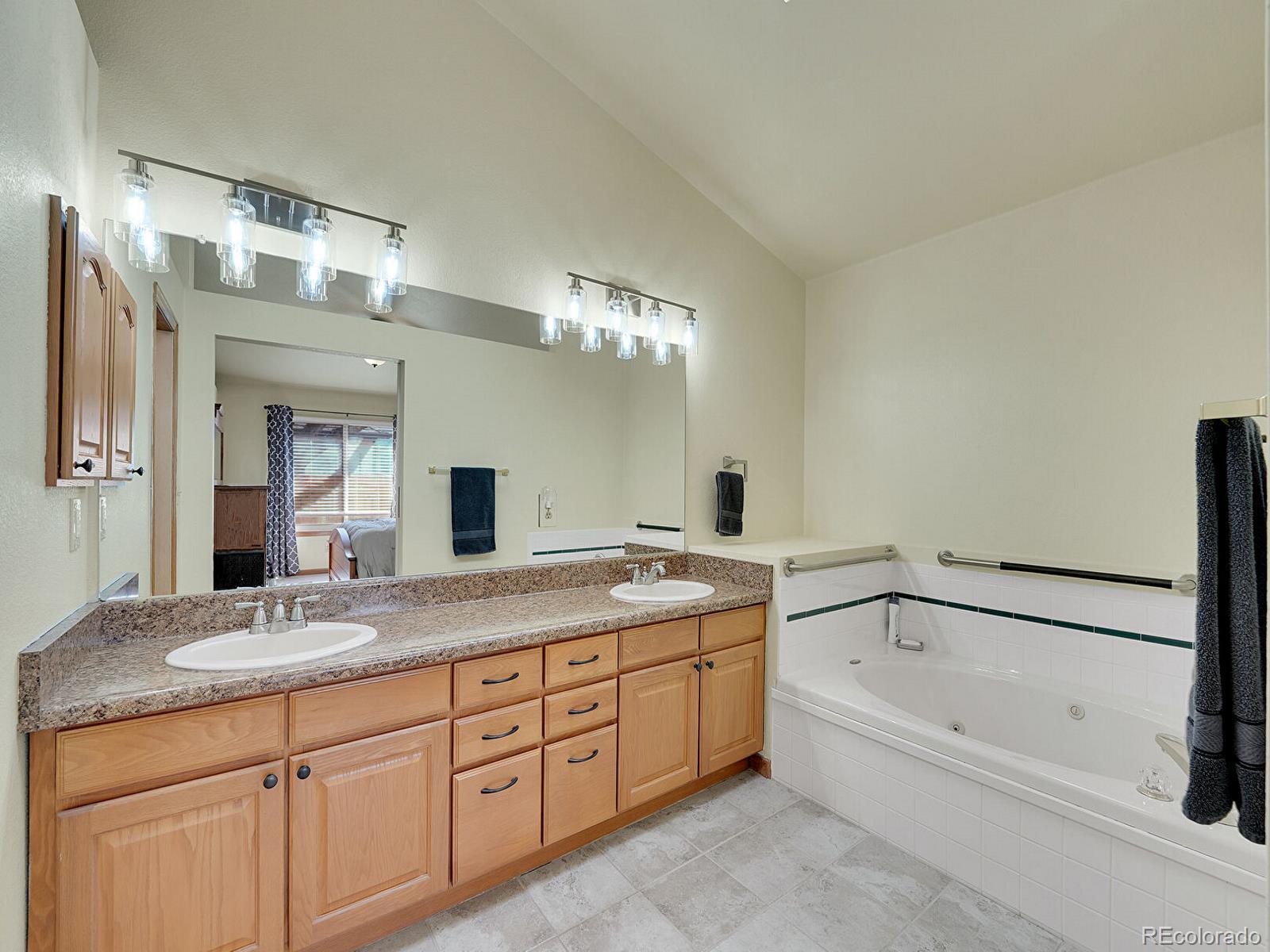 MLS Image #20 for 6321 s harrison court,centennial, Colorado