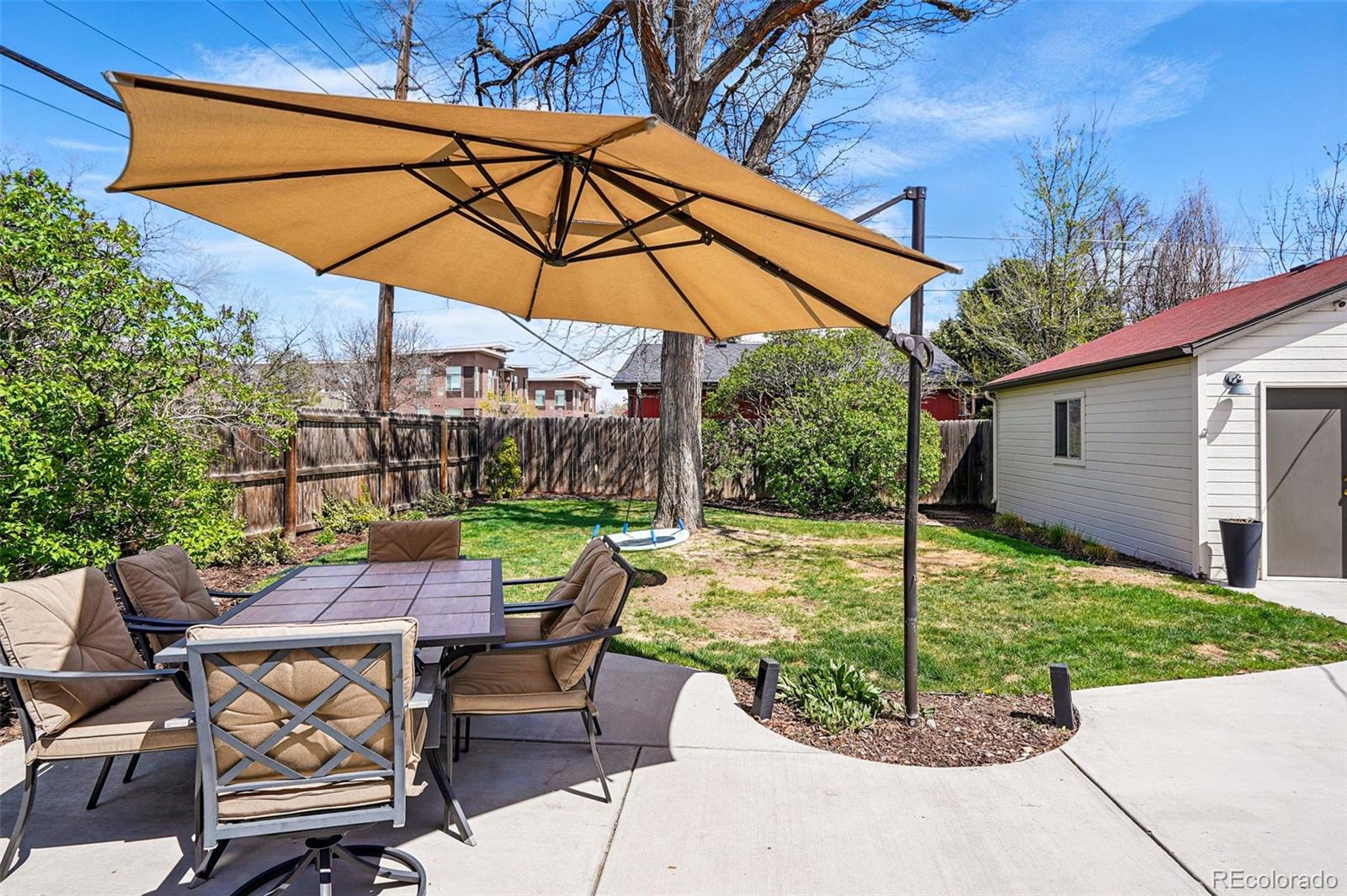 MLS Image #31 for 796  ivanhoe street,denver, Colorado