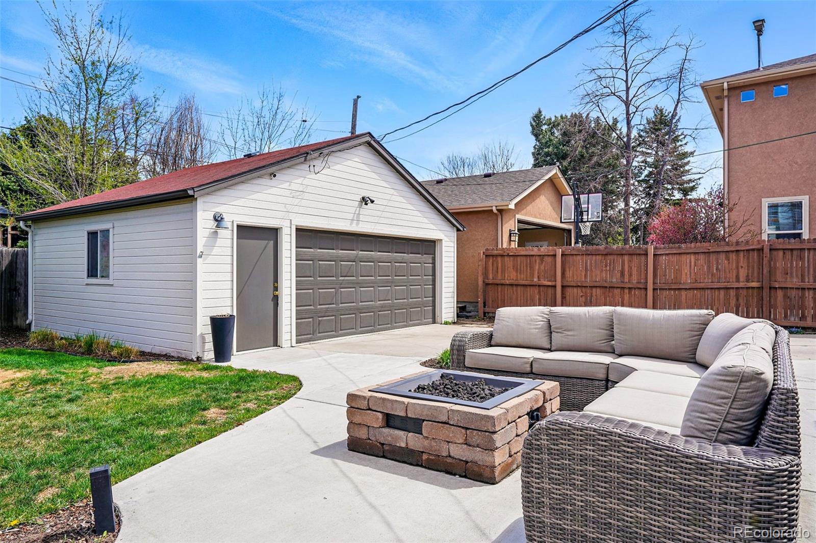 MLS Image #40 for 796  ivanhoe street,denver, Colorado